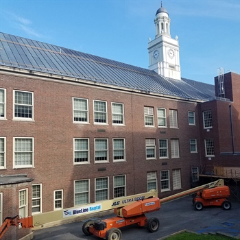 Suny College chose fast installing snow bars by AceClamp for their copper roof