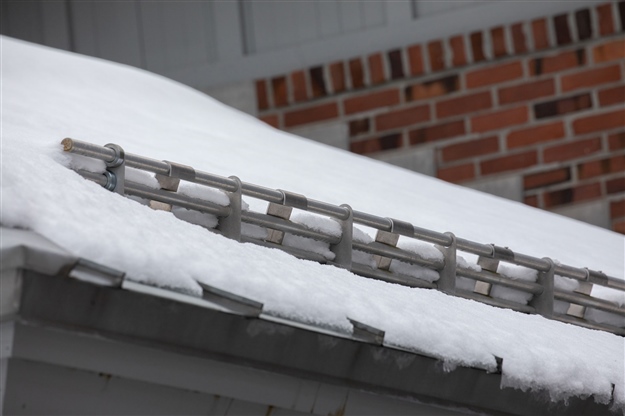 Enfield Bank chose AceClamp for fast-installing, reliable snow retention